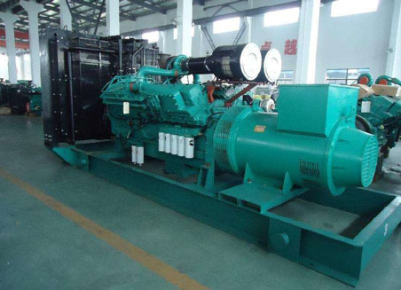西峰800kw康明斯柴油发电机组